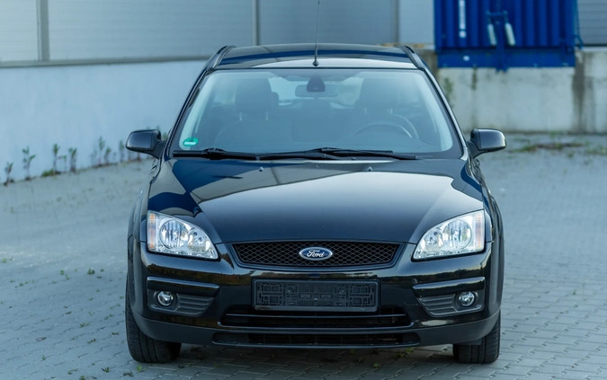 Ford Focus cena 11500 przebieg: 181569, rok produkcji 2007 z Góra małe 667